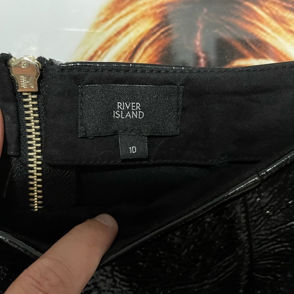 River Island Patent Leather Mini Skirt - Picture 5 of 11